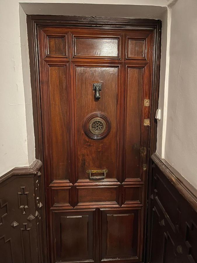 Piso Casco Historico Alicante Bagian luar foto